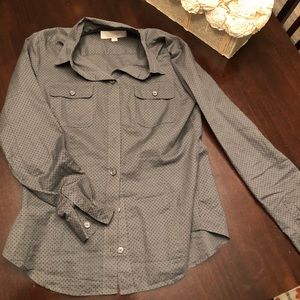 ❤️SOLD❤️Ann Taylor LOFT Polka Dot Button Down